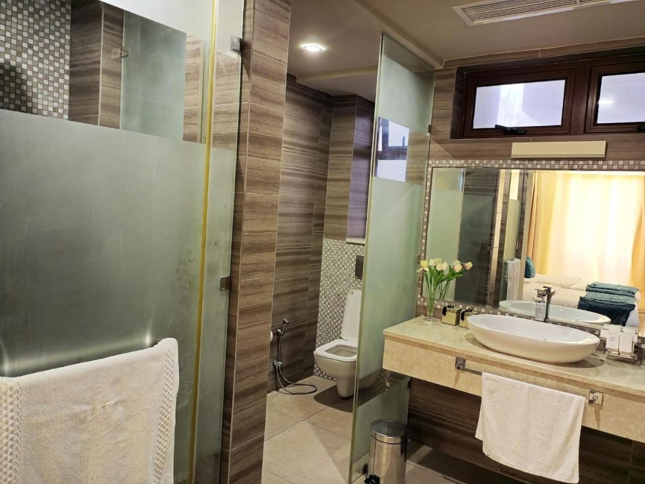 Luxury Oceanline Apartments Момбаса Екстер'єр фото